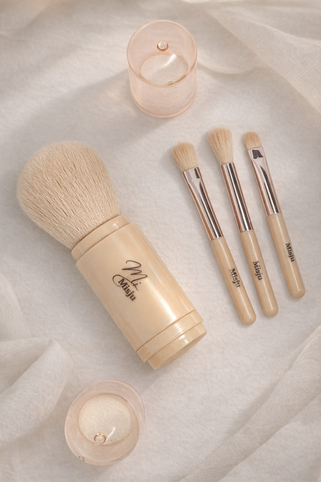 Makeup Brush Set – Compact Travel Case - Image 2